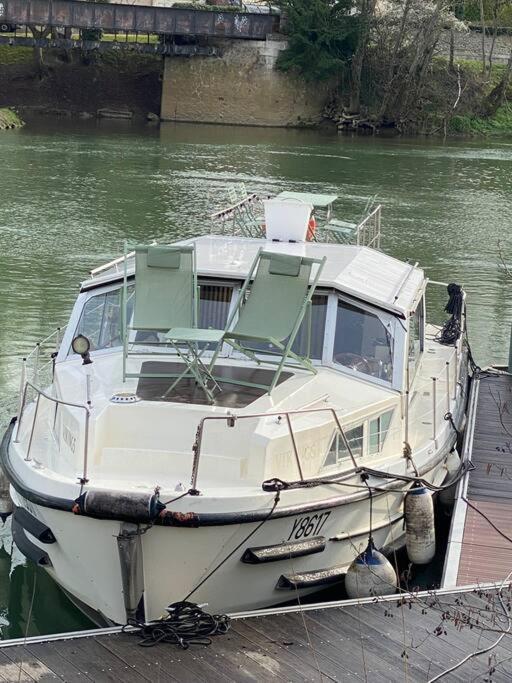 Charmant Bateau Sur La Marne Ла-Ферте-су-Жуарр Екстер'єр фото